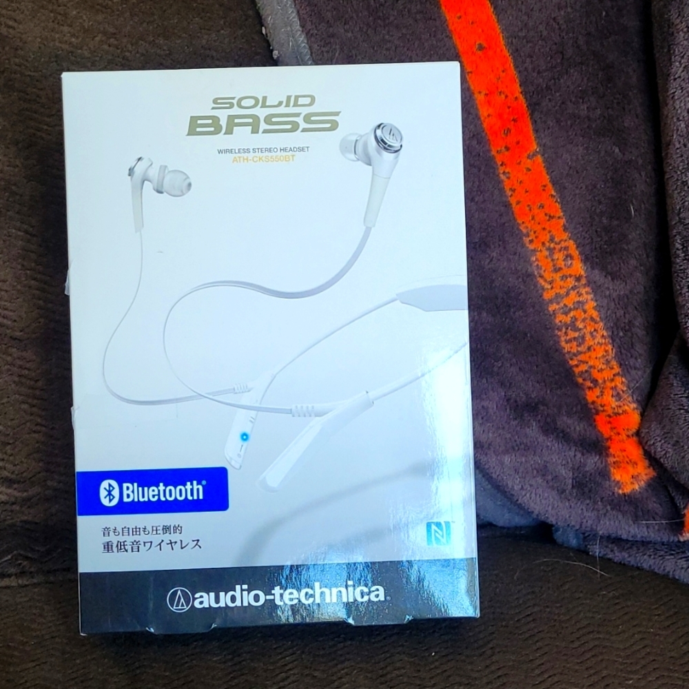 Bluetooth headphones